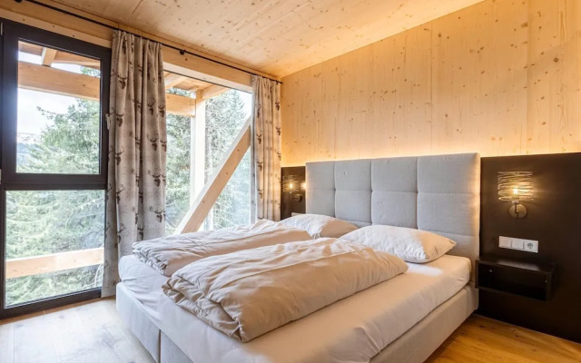 Appealing Chalet With Balcony