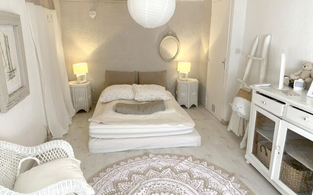 Villa with 4 Bedrooms in Lambesc, with Private Pool, Enclosed Garden And Wifi - 30 Km From the Beach