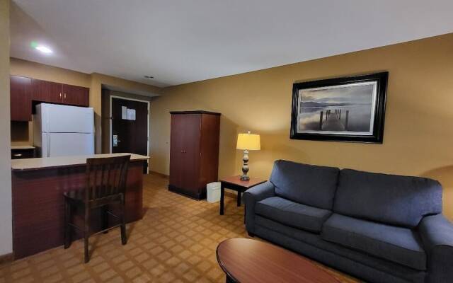 Starkville Inn & Suites