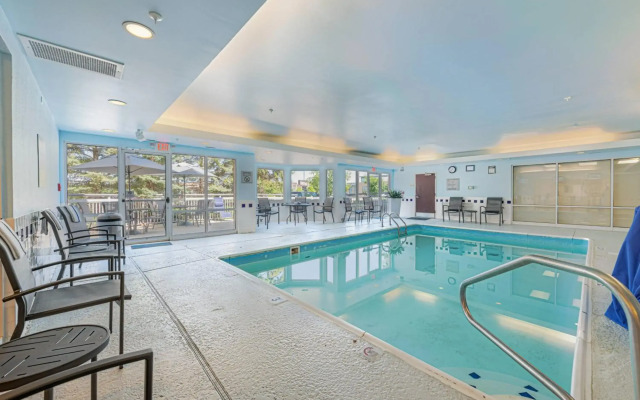Fairfield Inn & Suites by Marriott Chicago Naperville