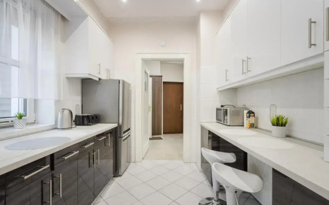 BpR Ethereal Panoramic Suite with A/C & balcony