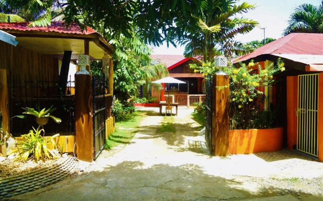 Gracia's Budget Inn