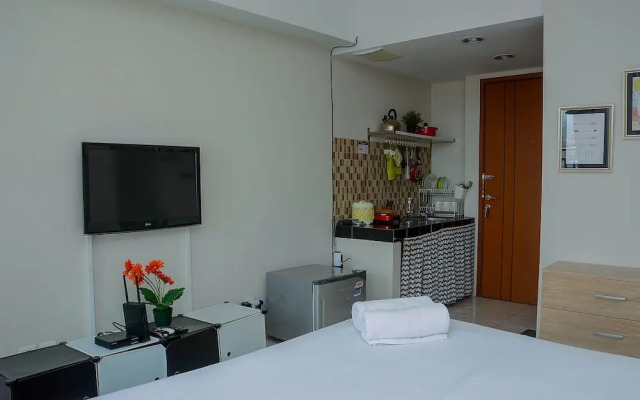 Elegant Studio Apartment Margonda Residence 5
