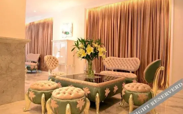 Zhongwei Hotel (Harbin International Convention and Exhibition Center)