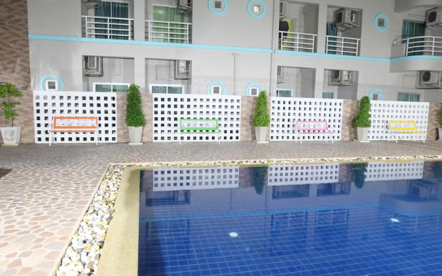 Lomsabai Apartments