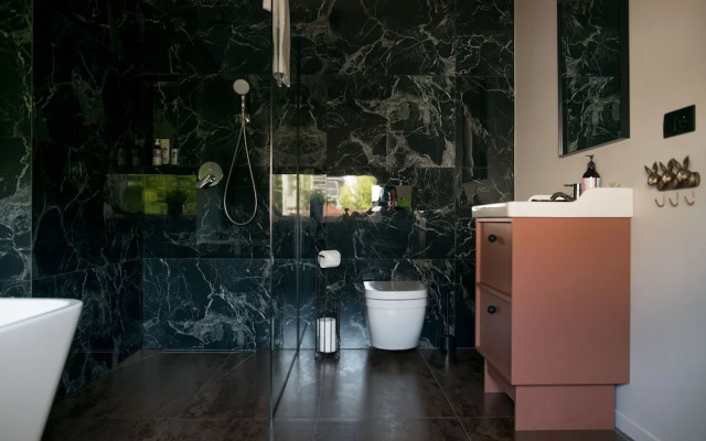 Boutique Hotel RABBIT HOLE