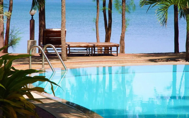 Bayview Beach Resort
