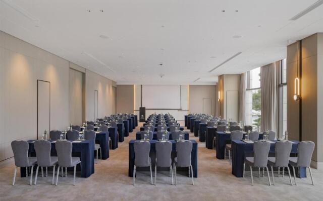 DoubleTree by Hilton Shenzhen Nanshan Hotel & Residences