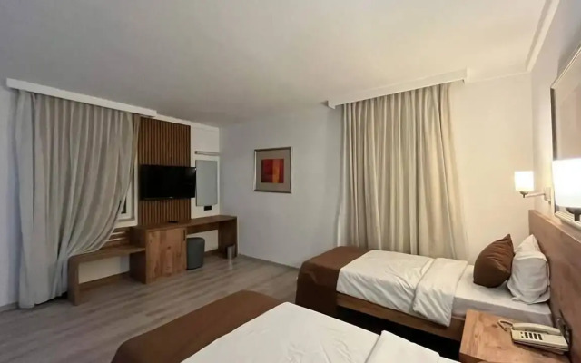 Uptown Buyuk Anadolu Girne