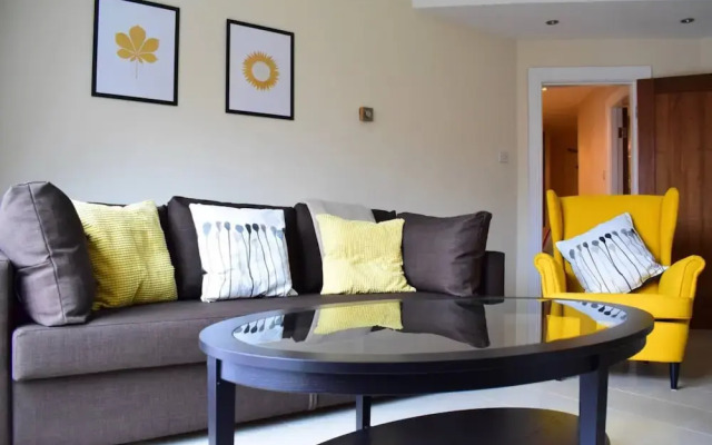 Central Dublin 1 Bedroom Apartment