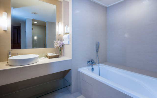 Emerald Hotel Bangkok