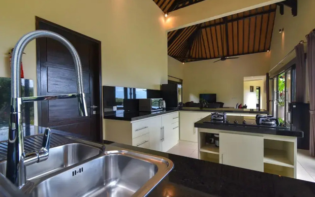 Villa Cahaya