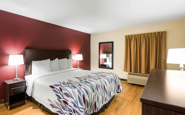 Red Roof Inn & Suites Monee