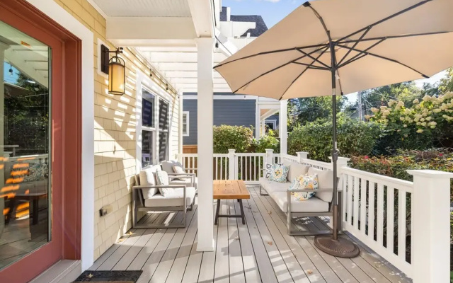 Clarendon Prestige 5-br Luxury Homestay