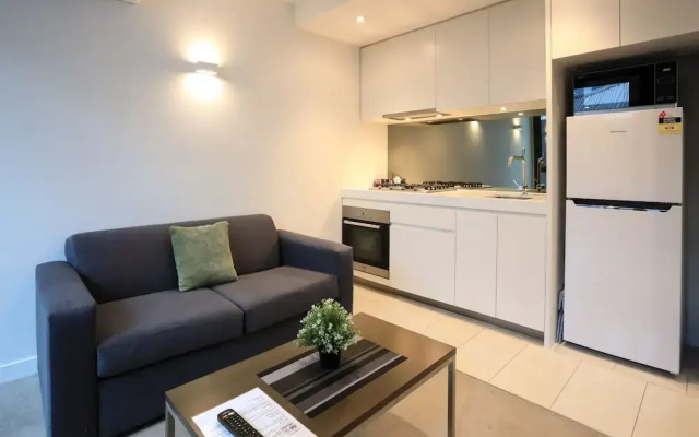 Flinders Street Apartments