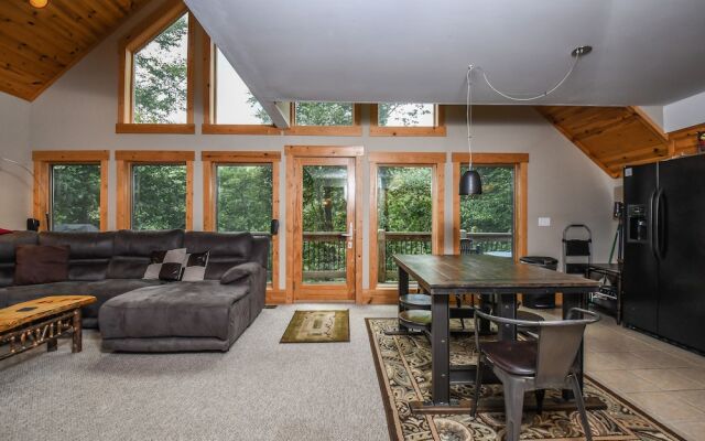 Canopy Escape 3 Bedroom House