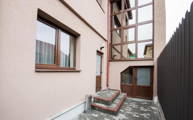 Vila Nicopole - art & wine