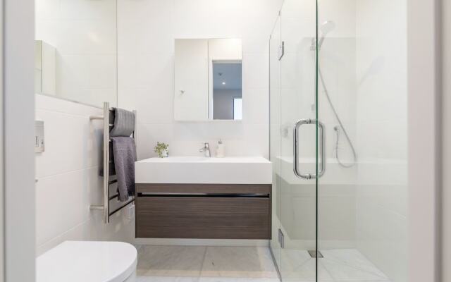 Luxury with Ensuite Bathroom