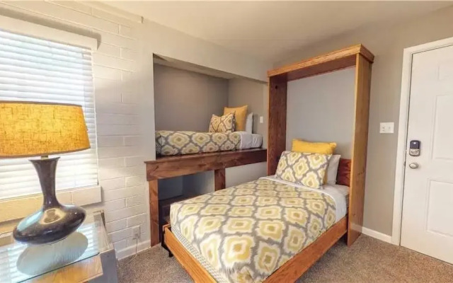 Purple Sage Flats #4 1 Bedroom Apts
