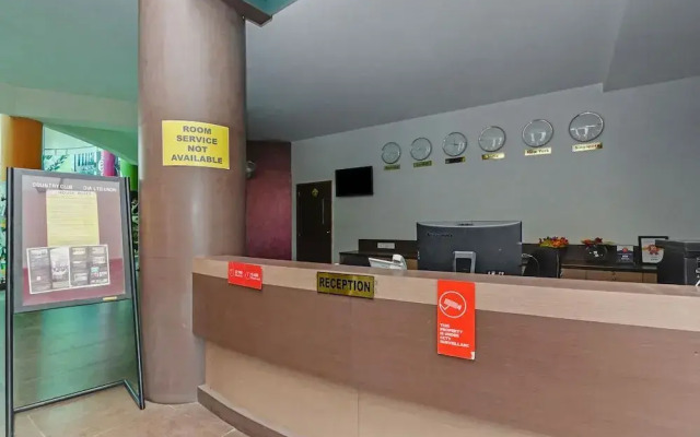 OYO 23626 Country Club Pune