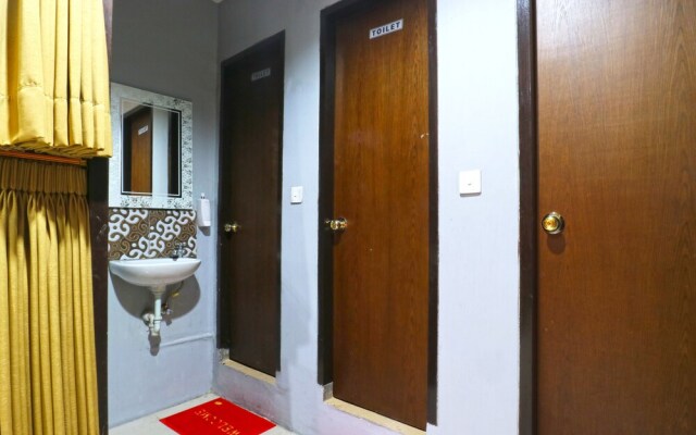 Raja Rani Hostel