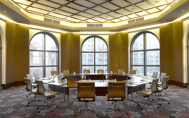 Manila Marriott Hotel at Newport World Resorts