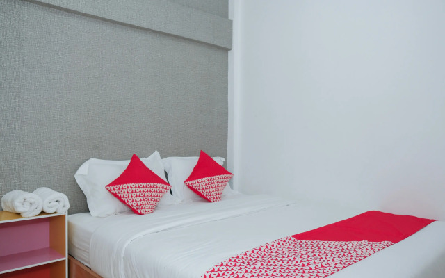 OYO 1454 111 Residence
