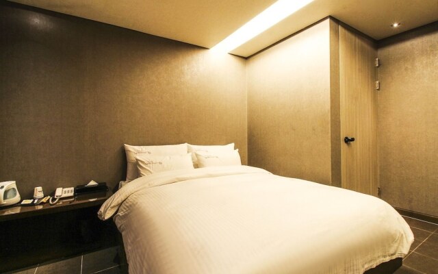 Haeundae Yeoubi Hotel