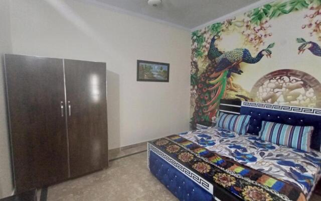 3 Bedrooms Luxury House at Prime Location
