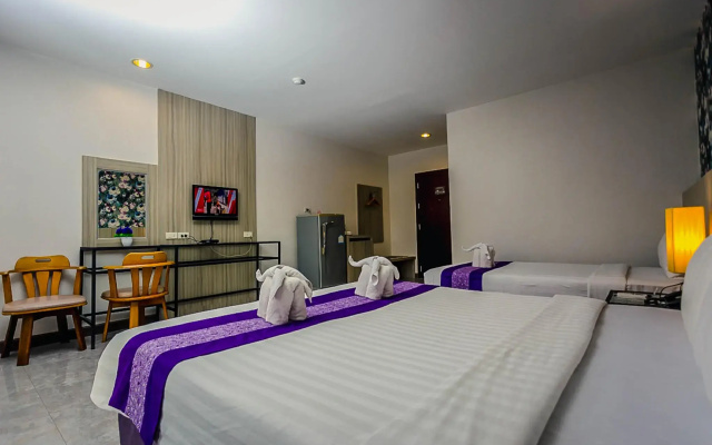 Embryo Hotel