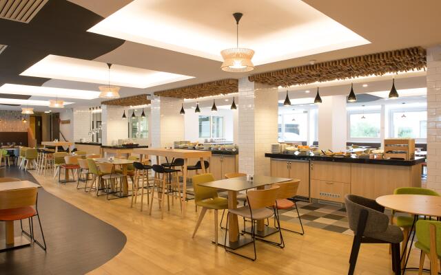 DoubleTree by Hilton Paris Bougival