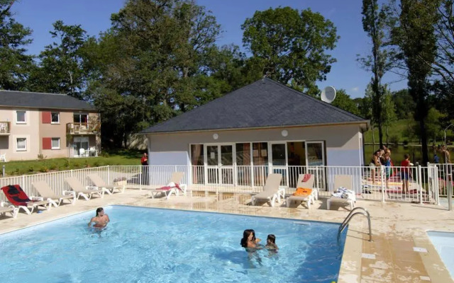 Résidence Odalys Le Hameau du Lac