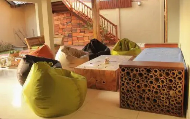 The Livingroom Hostel