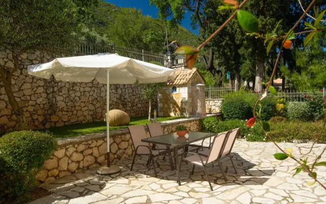 Thalassa Apartments