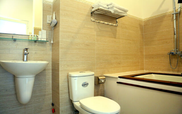 Thien Ha Hotel and Apartment