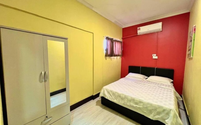 VACATION HOME PENTHOUSE MARINA COURT CONDO RESORT KOTA KINABALU 5 bedrooms 15 pax – Guest Rooms – Kota Kinabalu