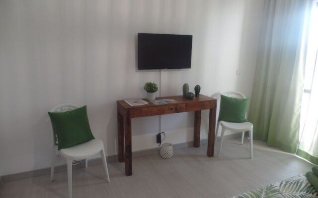 Lovely Apartment With Pool in Cabanas de Tavira
