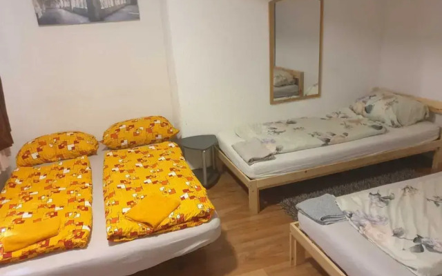 Charming 4-bedroom Apartment in Ludwigsburg With Central Heating