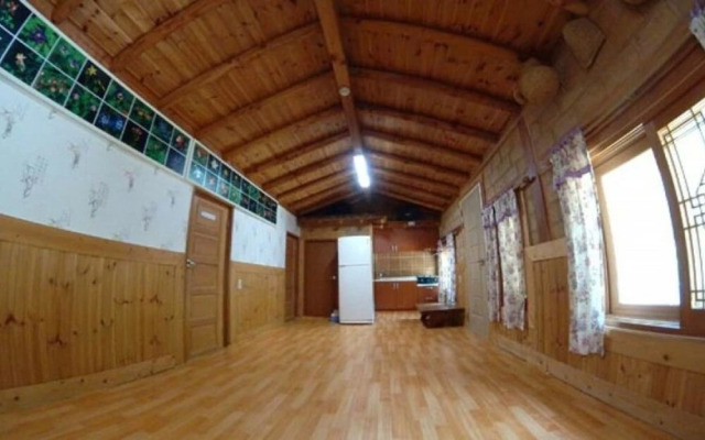 Gapyeong Dumesangol Pension