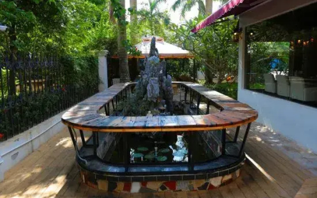 Olive Tree Coffee Inn
