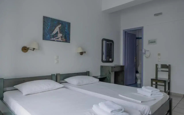 Soula Rooms Tinos