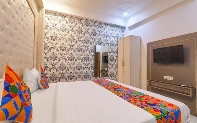 Fabhotel Triveni