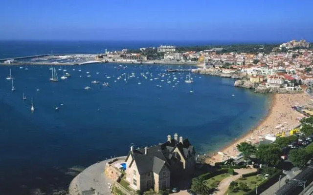 Cascais Boutique Hostel