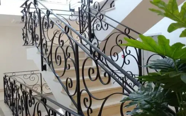 Bowen Luxury Suites