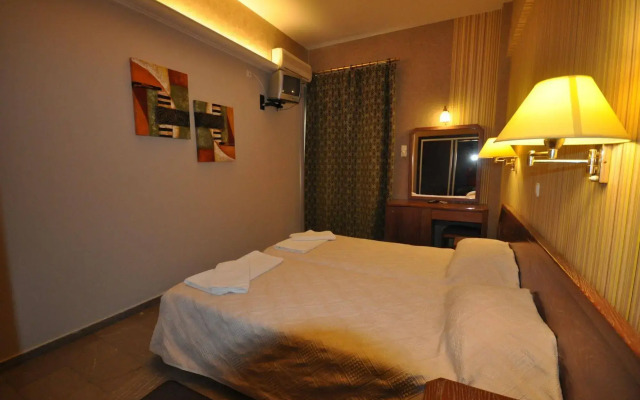 Apollon Hotel