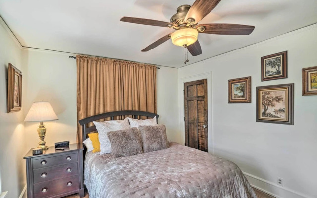 Historic Illinois Home Near Mississippi River