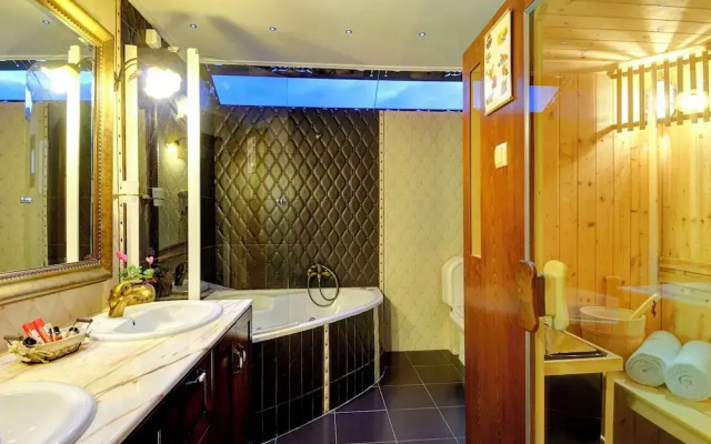 Naiades hotel resort & Conference