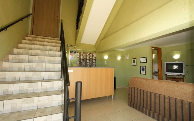 Strato Express Residence