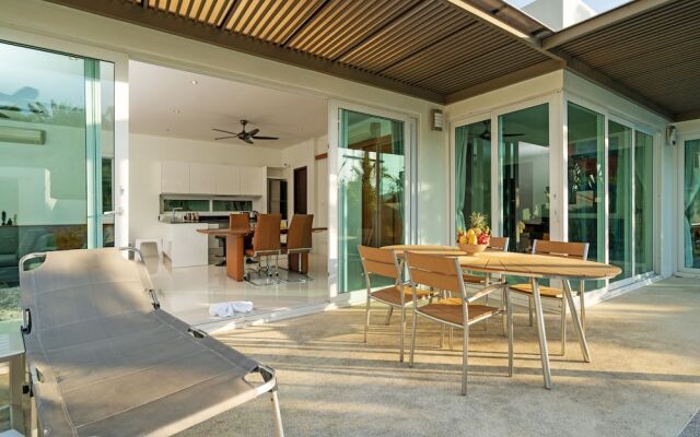 Tropical Pool Villa With Private Rooftop
