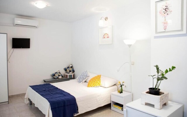 Idea Studio Apartment Center City With Parking